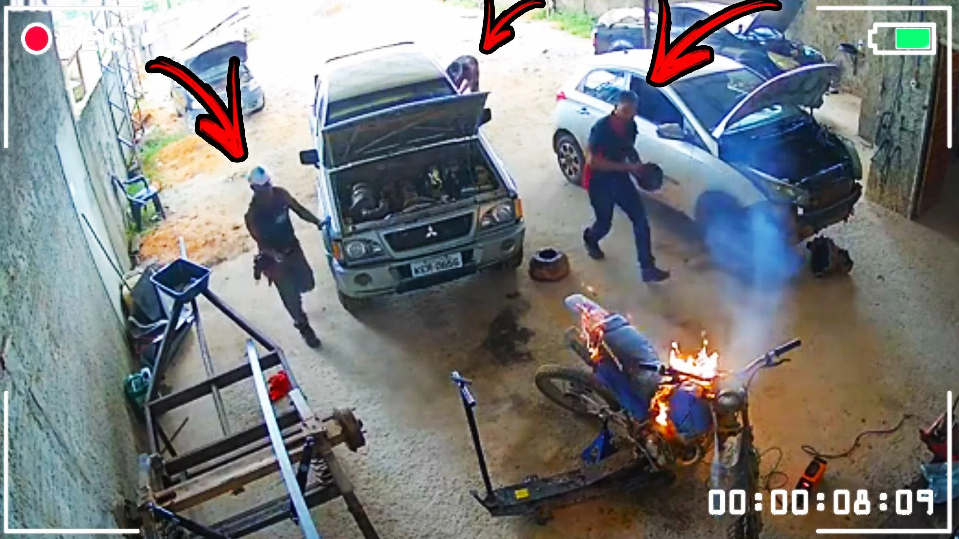 Incêndio na oficina mecânica